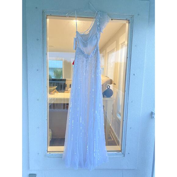 Mac Duggal 5565 Sequin Flutter Sleeve One Shoulder A Line White Gown 0 - Picture 9 of 9